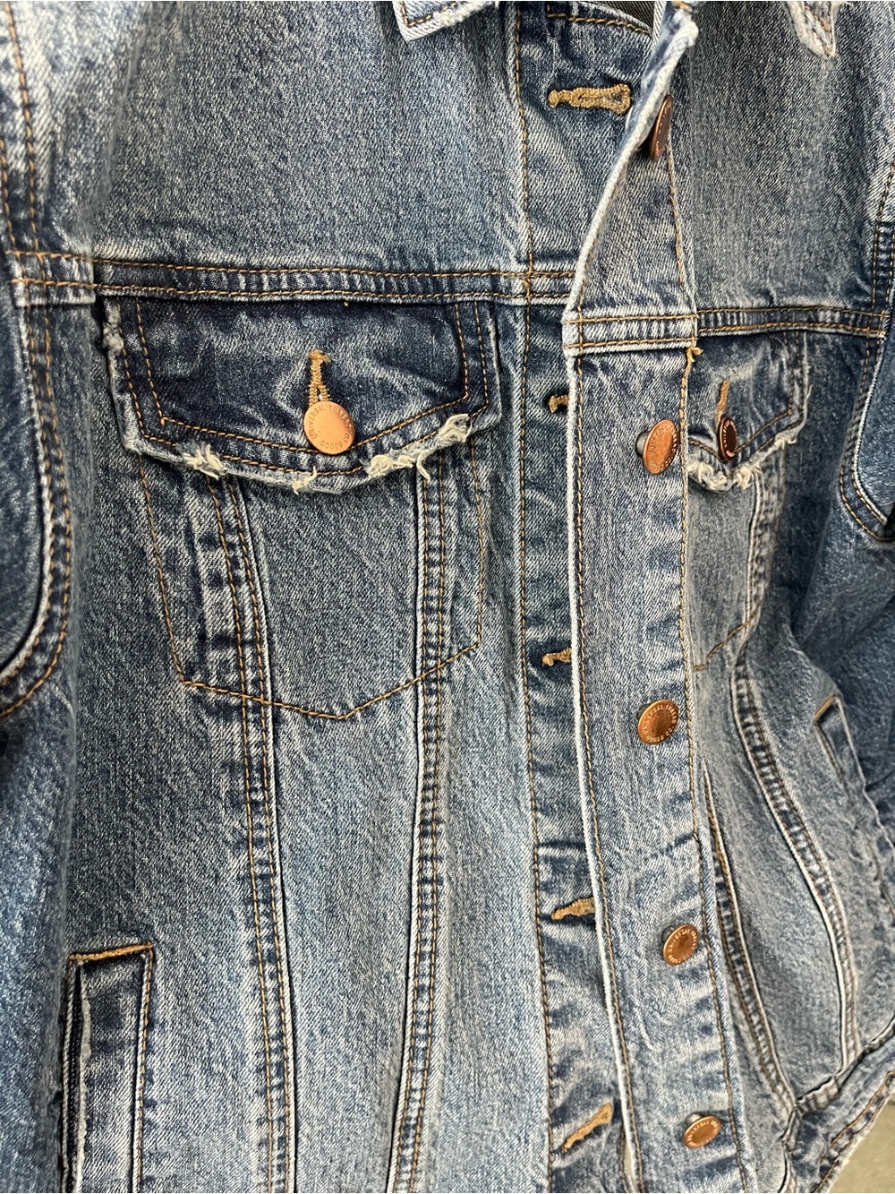 Universal Thread Denim Jacket - Picture 5 of 10